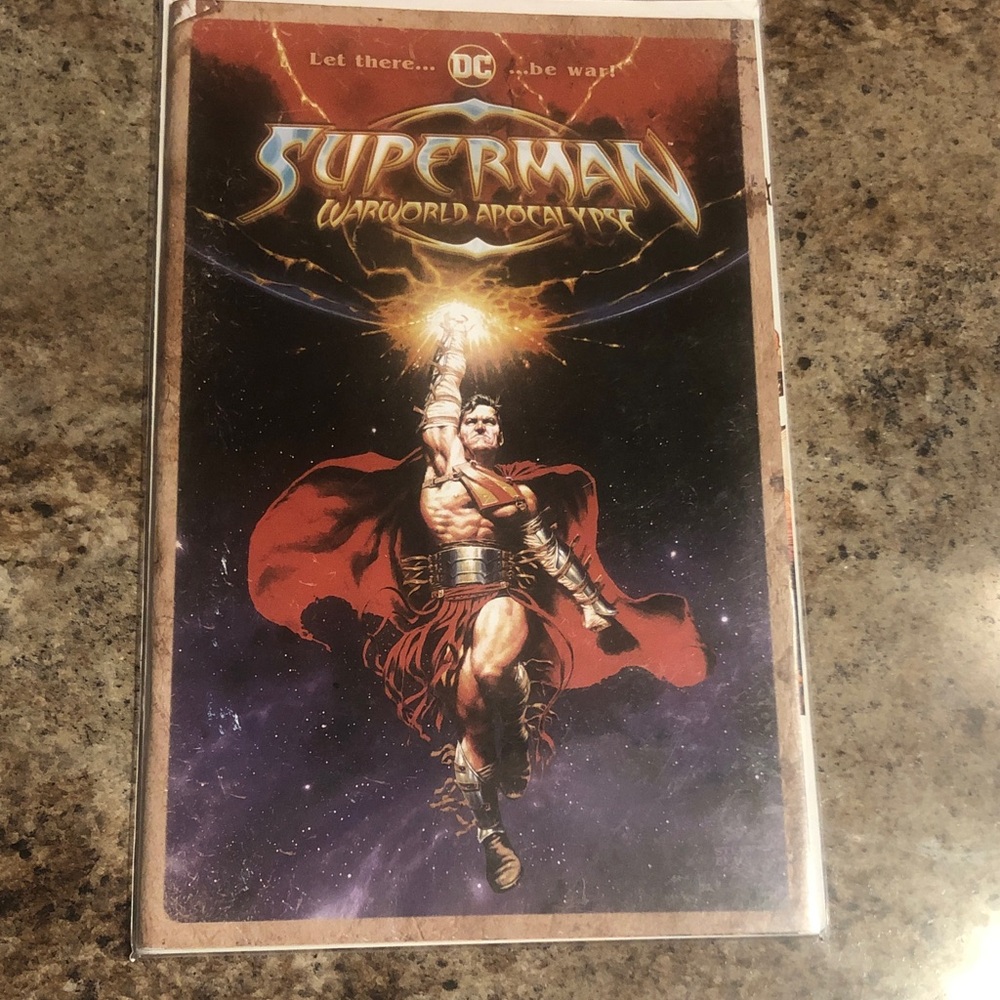 DC Comics Superman Warworld Apocalypse with Red and Gold